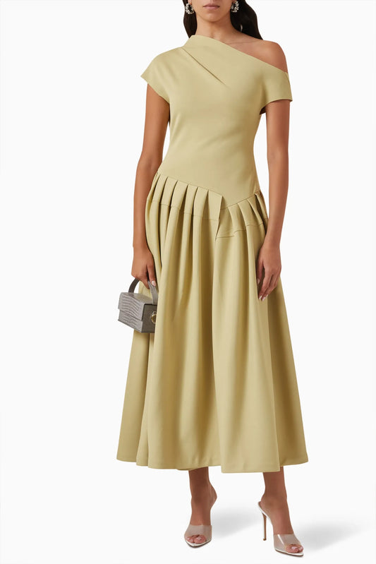 Mia Comfortable Short Sleeve Midi Dress
