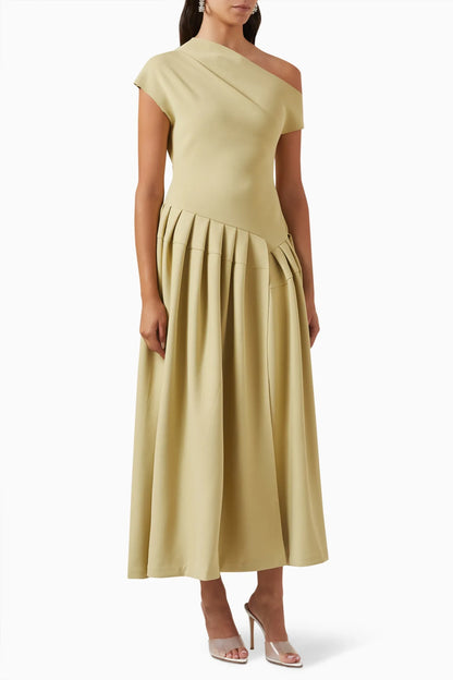 Mia Comfortable Short Sleeve Midi Dress