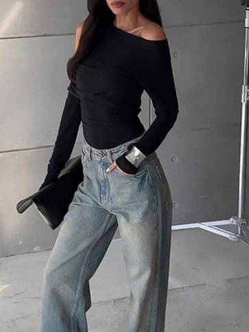 Bella Irregular Shoulder Slim-Fit Tee