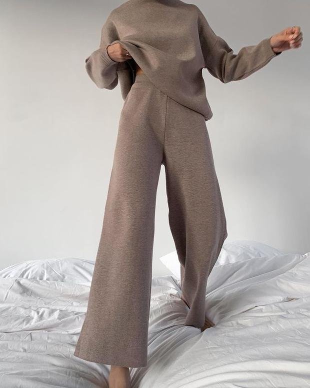 Ava - Knitted solid color loose casual suit