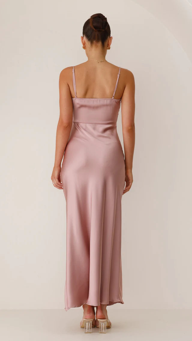 Lucy Elegant Maxi Dress