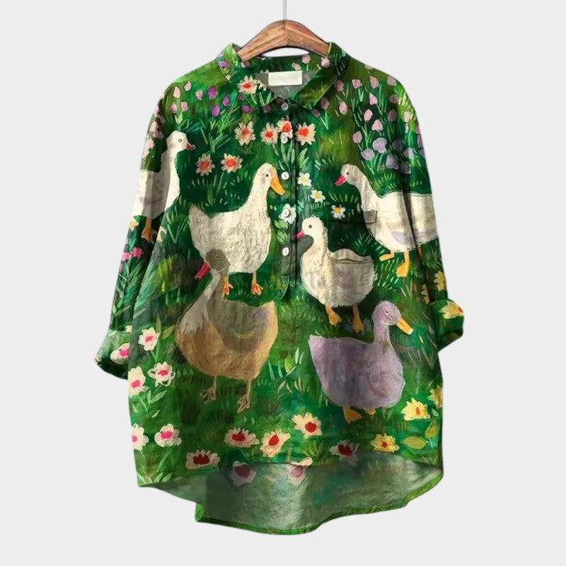 Leah Oversized Blouse with Stylized Cats and Unique Comfort for Every Day