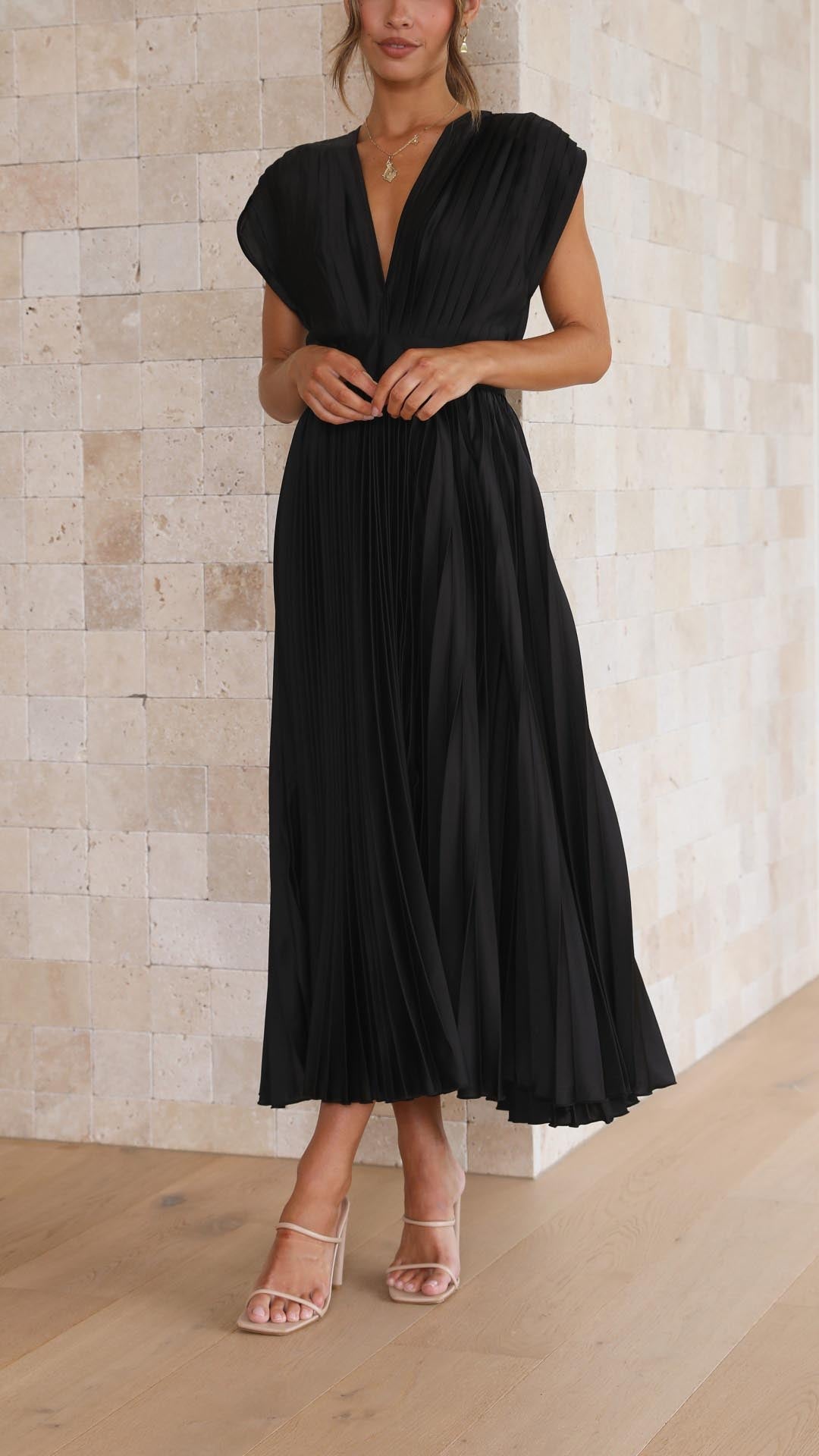 Nova Elegant Pleated Midi Dress
