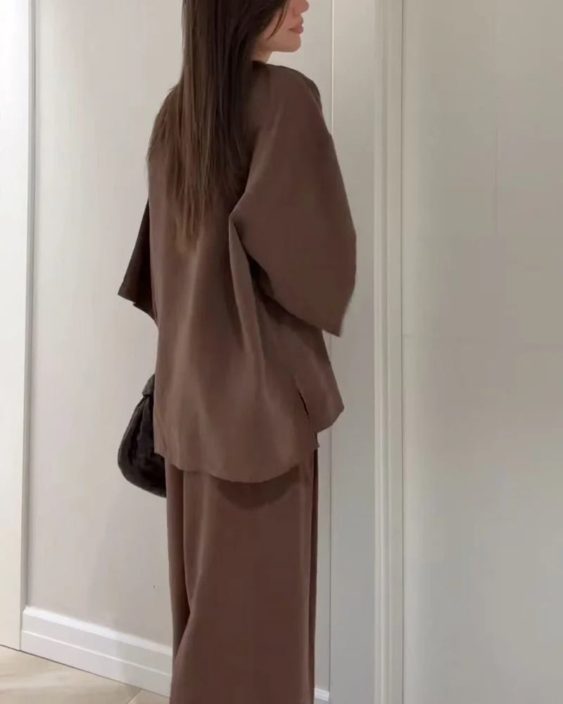 Nina Flowing V-Neck Lounge Set