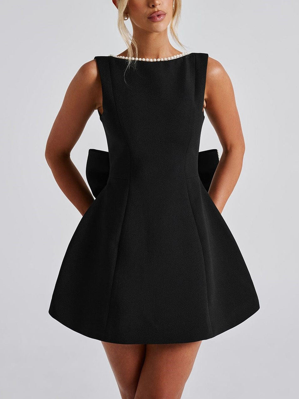 Ruby Elegant Pearl Bow Fitted Mini Dress