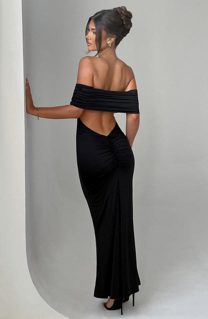 Maya - Elegant Off-Shoulder Maxi Dress
