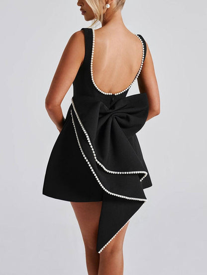 Ruby Elegant Pearl Bow Fitted Mini Dress